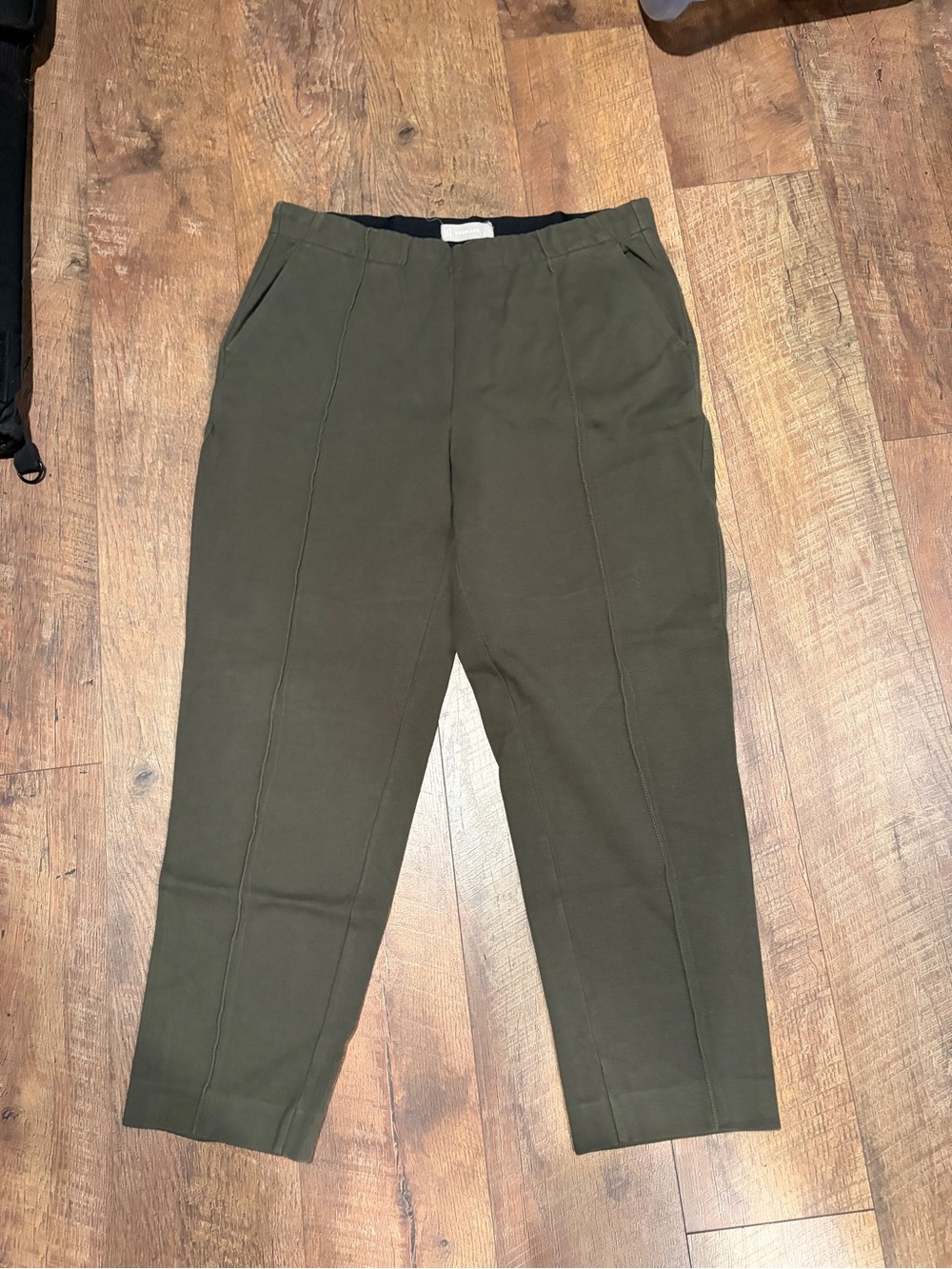 Everlane Women's Olive Green Stretch Casual Pants